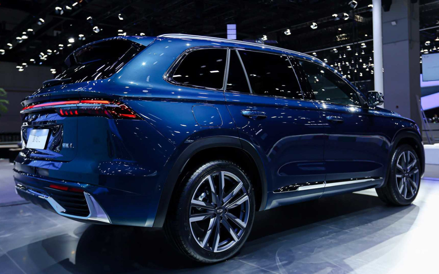 Geely Xingyue L 2021 | SUV Drive